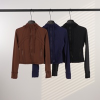 [En stock] Veste courte à capuche en nylon doublée de paillettes pour femmes, respirante, coupe ajustée, pour le yoga, la remise en forme et les sports