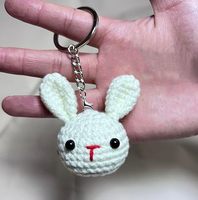 Porte-clés animaux en crochet tricoté à la main, mini-poupées Amigurumi, breloques mignonnes : poulet, grenouille, vache, ours, lapin, lion