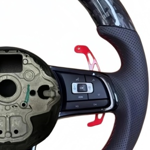 Volant <span class=keywords><strong>de</strong></span> voiture personnalisé en cuir perforé et fibre <span class=keywords><strong>de</strong></span> carbone forgée pour Volkswagen Golf 7R - Vente en gros - Product Image 4