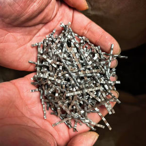 Fuente de Fábrica: Hormigón Duradero FRC UHPC de Acero Galvanizado y Acero al Carbono con Microfibra de Acero para Inyección, Anticorrosión para Pisos - Product Image 1