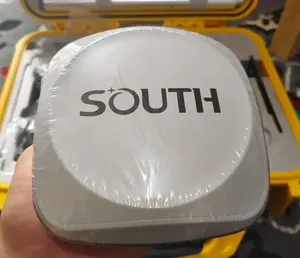 Instrumento de Topografía de Doble Frecuencia GNSS RTK de Bolsillo South G4 con Clasificación IP68 y Temperatura de Operación de -30~65 °C - Product Image 4