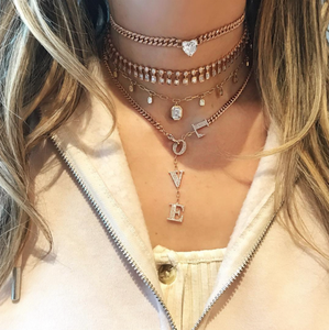 Promozione 2023 Regalo di <span class=keywords><strong>San</strong></span> <span class=keywords><strong>Valentino</strong></span> Gioielli alla Moda <span class=keywords><strong>Collana</strong></span> Multistrato da <span class=keywords><strong>Donna</strong></span> con Catena Cubana Larga e Lettera d'Amore Tempestata di Cristalli - Product Image 2