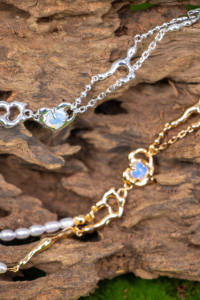 Bracelet pendentif en forme de cœur, plaqué or argenté + perles dorées opales, bijoux tendance classiques, cadeau pour femmes - Product Image 5