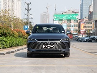 Nouvelle Véhicule Électrique Compacte BYD Qin Plus DM-i Hybride Rechargeable 2026 en Promotion, Autonomie 55-210km, Berline 4 Portes 5 Places, Exportation