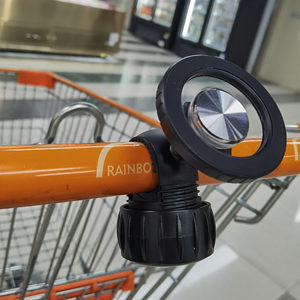 Soporte Magnético Impermeable Personalizado para Teléfono con Rotación de 360 Grados, Uso con una Sola Mano, Abrazadera Flexible y Segura para Cochecitos de Bebé y Carritos de Compra - Product Image 1