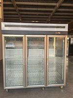 Réfrigérateur vertical pour boissons / Vitrine réfrigérée 5 étagères, porte vitrée