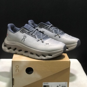 Scarpe da Corsa Retrò di Lusso Personalizzate per Uomo, Basse con Lacci, Traspiranti e Ammortizzate, Suola in Gomma al Carbonio, Casual - Product Image 1