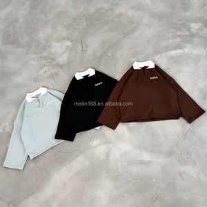 Polo à manches longues pour homme en molleton 100 % coton, coupe oversize, col montant, boutonnage intégral - Product Image 1