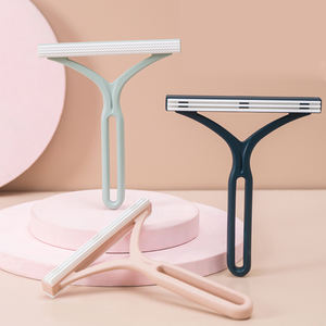 Levapelucchi Manuale in Plastica Senza Elettricità per Cappotti/Maglioni |   Eliminatore di peli e lanugine per animali domestici - Product Image 3