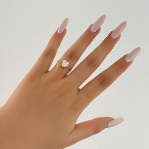 Anillos Resistentes al Deslustre e Impermeables de Buena Calidad, Anillo de Acero Inoxidable 316L Chapado en Oro PVD de 14k y 18k con Zirconia, Anillo de Compromiso para Mujer - Product Image 2