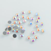 Assortiment de strass de couleurs variées, lot de 1440 pièces en sachet individuel, cristaux de verre à dos plat pour nail art, bricolage et artisanat, vente en gros