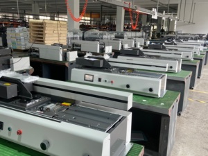 Anteriore B40F Desktop elettrico A4 rifinitore carta piccolo ufficio automatico tipografia uso <span class=keywords><strong>con</strong></span> colla anteriore legante alimentazione manuale - Product Image 5