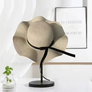 Venta al por mayor de verano de Playa de las mujeres de la moda de onda de vacaciones de ala ancha sombrero de paja para el sol gorras