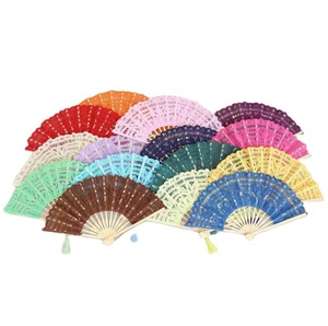 Abanico plegable de encaje de bambú de 27cm de estilo europeo para fiesta de boda, asidero con logotipo personalizado, regalo de boda portátil - Product Image 1