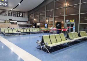 공항 등급 고무 바닥재 타일-<span class=keywords><strong>EPDM</strong></span>/<span class=keywords><strong>SBR</strong></span>/NR 블렌드 (두께 3-20mm)-높은 마모 및 미끄럼 저항, 화재 정격 - Product Image 3