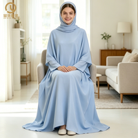 Vente en gros d'usine en Chine, OEM, nouveaux vêtements musulmans traditionnels, accessoires, tissu doux, robe abaya pour femmes et cardigan avec hijab