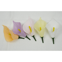 Vente en gros de fleurs artificielles parfumées chambres tendance bouquet de mariage décorations de noël fleur de savon calla lys