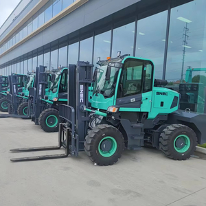 <span class=keywords><strong>Montacargas</strong></span> 4x4 de 3.5 Toneladas con Cabrestante |   Operaciones de Remolque y Recuperación 3T - Product Image 1