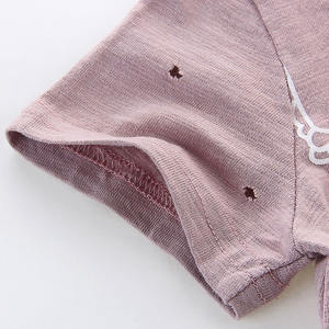 Camiseta de Diseño Personalizado para Niños, Estilo Vintage con Agujeros, Venta al Por Mayor Directo de China - Product Image 3