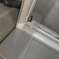 Stand Feria: Caja de Luz Portátil para Inventario y Análisis en Ferias Comerciales de Tecnología para Hostelería, Exhibición de Pared para Stands