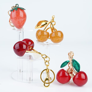 Exquisito llavero <span class=keywords><strong>de</strong></span> cereza <span class=keywords><strong>de</strong></span> cristal 3D encanto colgante llavero lindo llavero <span class=keywords><strong>de</strong></span> aleación <span class=keywords><strong>de</strong></span> Zinc <span class=keywords><strong>bolsas</strong></span> accesorio - Product Image 2
