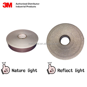 Ruban réfléchissant <span class=keywords><strong>3M</strong></span> 8712 Scotchlite, matériau <span class=keywords><strong>rétro</strong></span>-réfléchissant, <span class=keywords><strong>bande</strong></span> de fixation auto-agrippante personnalisée pour la sécurité en extérieur, tissu réfléchissant pour gilet - Product Image 2