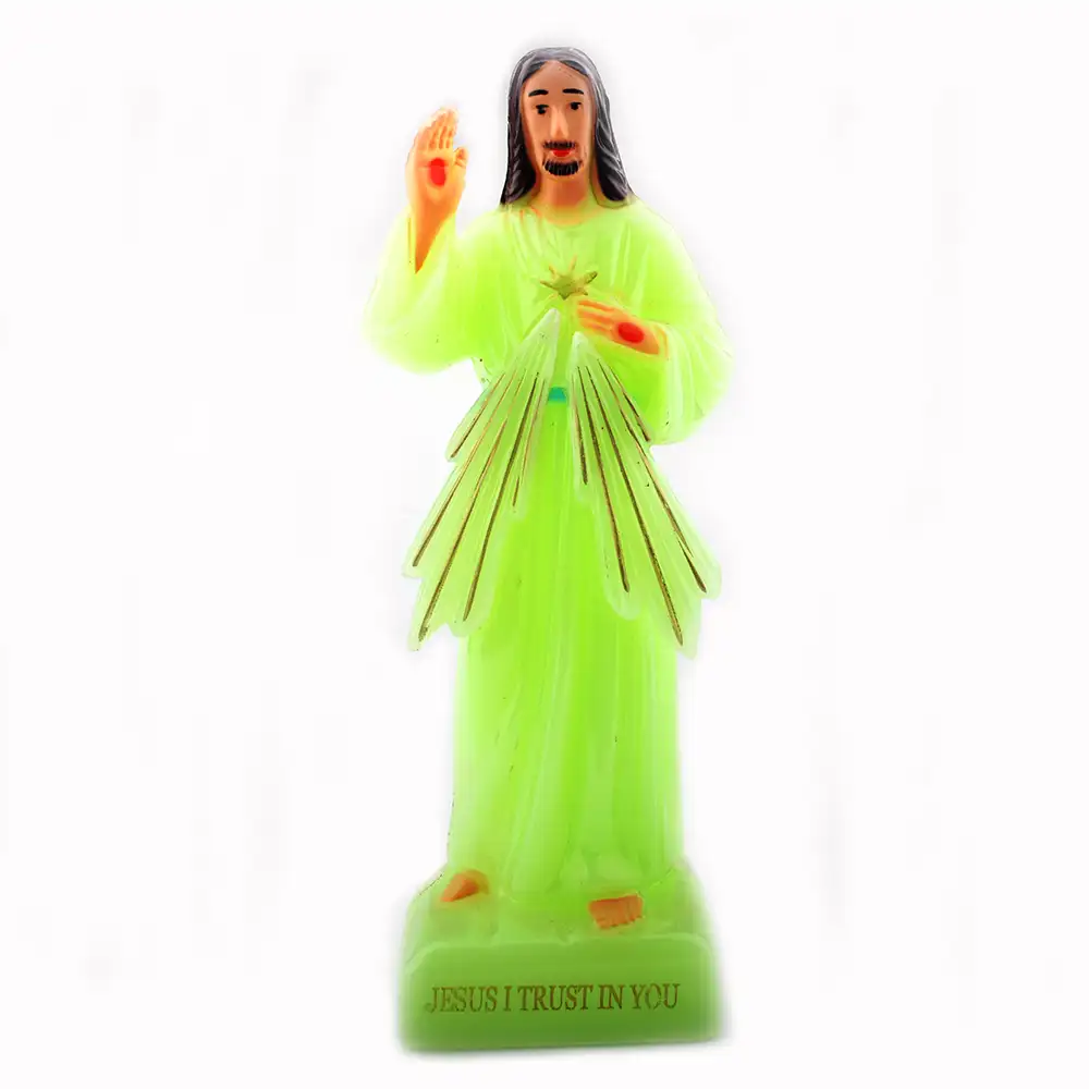 Plastic Lichtgevende Heilig Hart Jezus Decoratie Religieuze Goddelijke Jezus Standbeeld Gloeiende In Dark