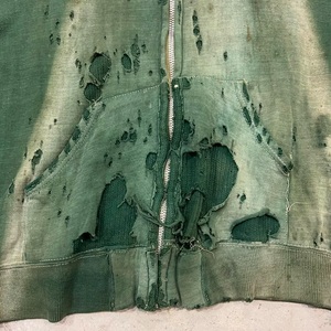 <span class=keywords><strong>Felpa</strong></span> <span class=keywords><strong>con</strong></span> cappuccio <span class=keywords><strong>con</strong></span> zip personalizzata all'ingrosso, <span class=keywords><strong>verde</strong></span> vintage, stampa tie-dye, vestibilità regolare, cotone pesante, lavaggio acido, effetto sbiadito dal sole, strappi e dettagli distressed - Product Image 5