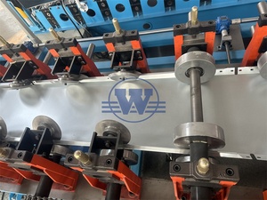 เครื่องขึ้นรูปแผงชั้นวางสินค้าเทคโนโลยีขั้นสูงสำหรับการผลิตชั้นวางสินค้าในซูเปอร์มาร์เก็ต - Product Image 4