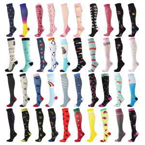 Fit Sports Infirmière Voyage Femmes Multi Couleur Compression Chaussettes Infirmière Voyage Cyclisme Chaussettes De Compression - Product Image 1