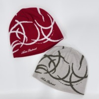 Gorros de punto jacquard gráficos sin puño al por mayor con MOQ bajo, gorros personalizados de diseñador