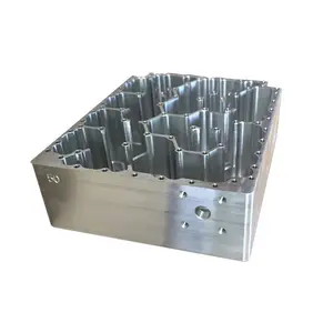 China manufacturer supplies aluminum alloy CNC machining services