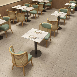 Table et chaises de <span class=keywords><strong>restaurant</strong></span> carrées modernes, écologiques, durables et de haute qualité, avec banquette en bois massif et table basse. - Product Image 2