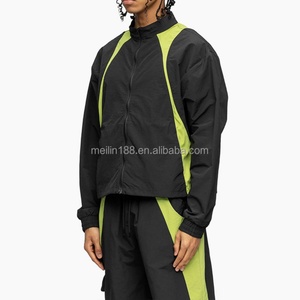 OEM Custom Sweat Suits Splicing Loose Sportswear Unisex Zip up Windbreaker Jackets and Nylon Track Pants Windbreaker Suits - Product Image 3