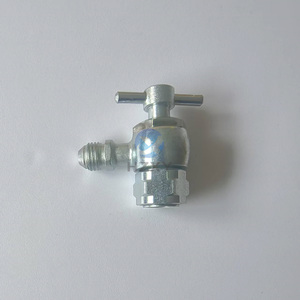 Accoppiatore XZGK-SA2 JIC UNF <span class=keywords><strong>37</strong></span> °   Valvola di Carica per Accumulatore 7/16-20 con Ugello Dedicato e Valvola di Pressione per Accumulatore - Product Image 1