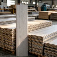 Feuchtigkeitsbeständiger Kunststoff-Ziegelstein Click-Lock SPC-Bodenbelag 8mm Wasserdichte Vinylplanken Maßanfertigung