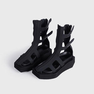 Sandali in Pelle di Vacchetta di Alta Qualità con Suola Spessa, <span class=keywords><strong>Stivali</strong></span> Martin alla Moda, Nuovi Sandali e <span class=keywords><strong>Stivali</strong></span> Estivi Trendy per Donne - Product Image 1