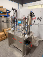 Machine de remplissage et de scellage pneumatique semi-automatique 3 en 1 pour aérosols binaires BOV, liquides et gaz, pour sprays chimiques et cosmétiques