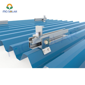Modules de fixation universels pour système de montage solaire sur toit métallique sans rail - Product Image 2