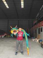 Nouveau design Faire plaisir Grande marionnette dragon sur l'épaule Performance Dragon Puppet