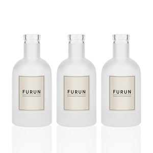 Bouteilles de liqueur en verre dépoli rondes de 100 ml et 200 ml, prix d'usine en gros, bouteilles vides noires pour vodka, whisky, <span class=keywords><strong>gin</strong></span> - Product Image 4