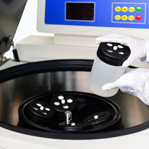 Centrífuga de Laboratorio Refrigerada Industrial de Alta Velocidad 6x1000ml, <span class=keywords><strong>10000</strong></span> <span class=keywords><strong>RPM</strong></span>, 17800xg RCF, Control de Temperatura de -20~+40, Pantalla Táctil - Product Image 4