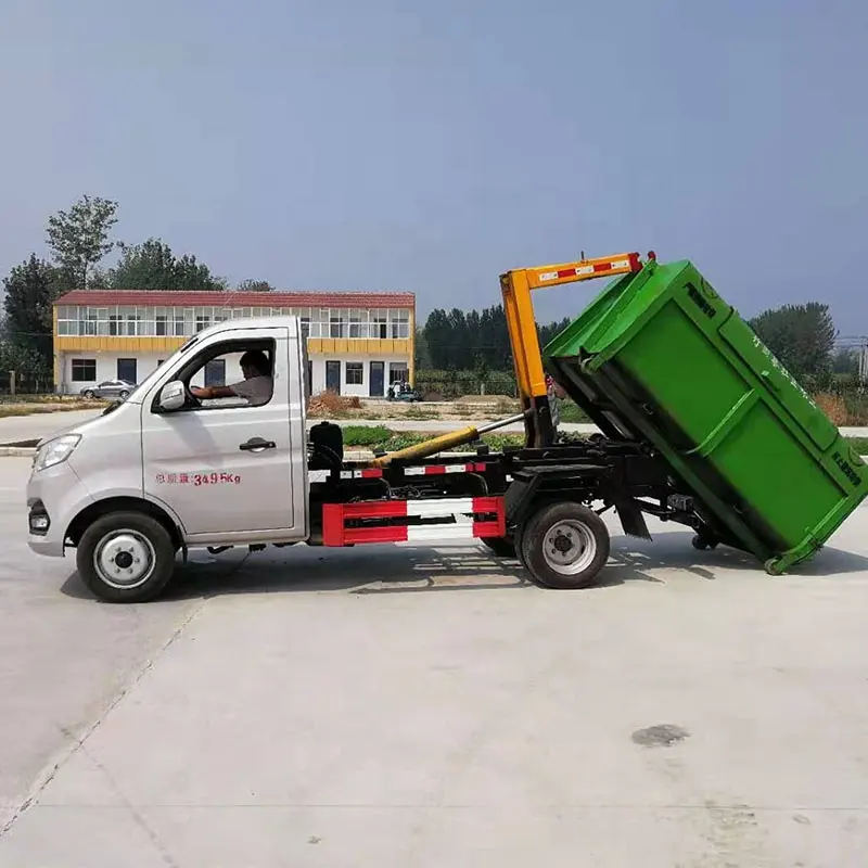 Entreprise de production de petit Changan crochet bras camion à ordures