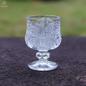 Embossed Engraved Glass Spirits Goblet Shochu Glass European Retro Small Wine Cup Shot Glass Wholesale