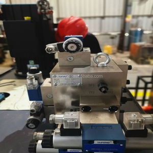 Machine de force de presse hydraulique à portique de type cadre à <span class=keywords><strong>vendre</strong></span> utilisée pour les bracelets de montre en métal pressant formant le PLC de moteur de pompe à roulement - Product Image 4