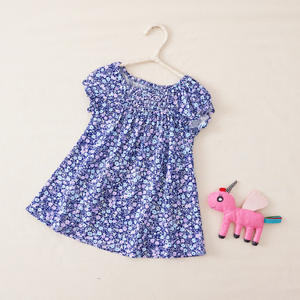 Ropa de Verano para Bebés Niñas, Conjunto Informal de Algodón con Estampado de Puntos Azules y Volantes Rosas, Ropa Infantil al por Mayor - Product Image 2