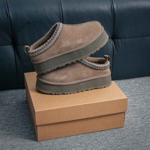 Botas de Nieve con Plataforma JiuZhou para Invierno - Diseño Clásico de Marca, Parte Superior de Tela de Algodón, Botines con Suela de Goma, Botas de Nieve Unisex - Product Image 2