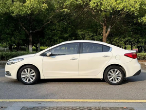 Kia K3 K5 Sedán Usado, Motor <span class=keywords><strong>de</strong></span> Gasolina 1.5L CVT, Bajo Kilometraje, Precio Económico, Disponible para Exportación a China - Product Image 4