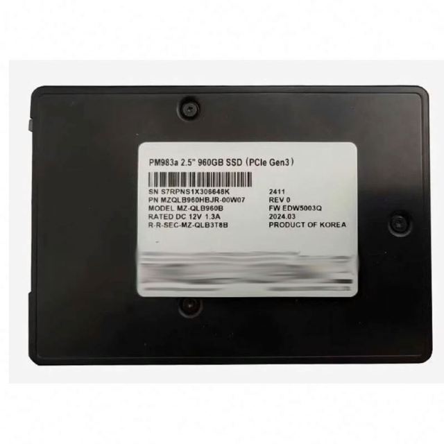 New Original PM983a 960GB SSD 2.5" U.2 PCIe 3.0 NVMe MZ-QLB960B MZQLB960HBJR-00W07 for Server