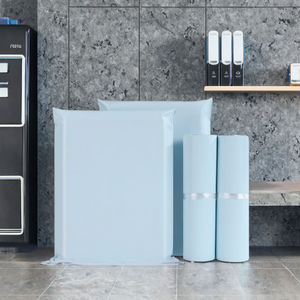 Sacs d'expédition imperméables biodégradables personnalisés avec logo, écologiques, pour vêtements, en polyéthylène, crème et bleu - Product Image 3